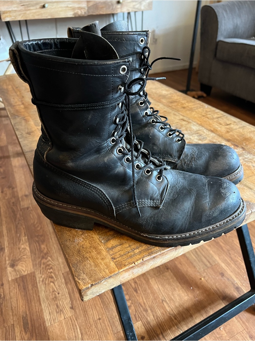 Vintage Red Wing 8" Logger Boots Vibram Sole Men's 11